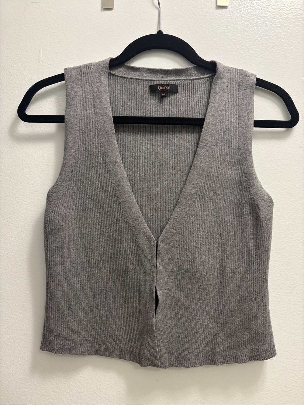 Quince Gray Ribbed V-Neck Knit Tank